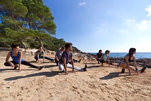 38 North beach fitness stretch - Aguas de Ibiza