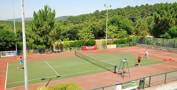 Tennis court at Pine Cliffs resort